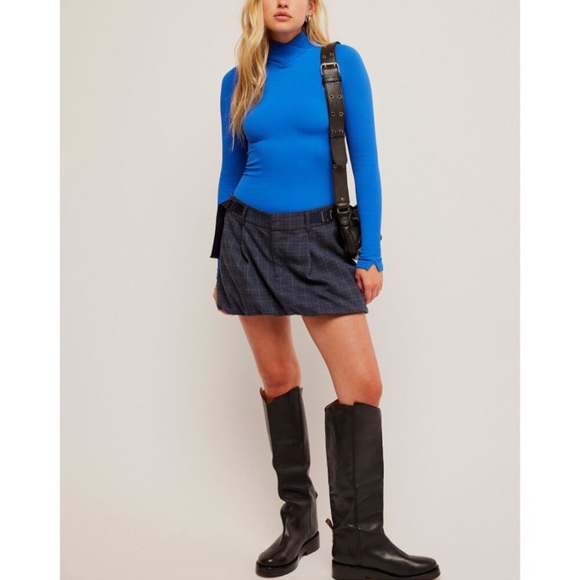 FREE PEOPLE XYZ Recycled Turtleneck
Bodysuit / Deja Blue M/L NWT - Picture 5 of 15